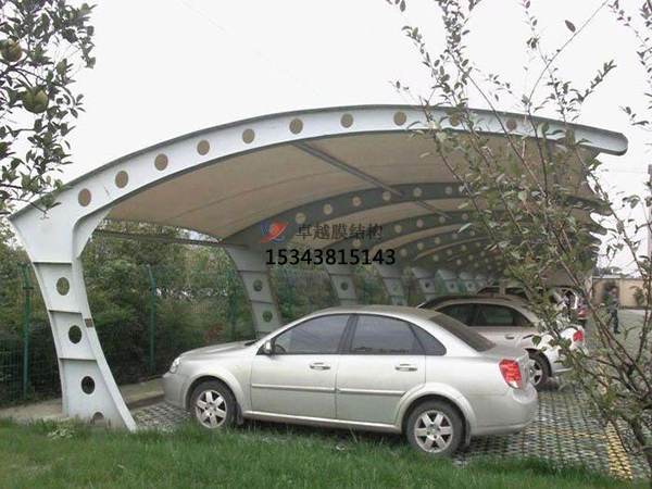 張拉膜車(chē)棚哪家便宜？